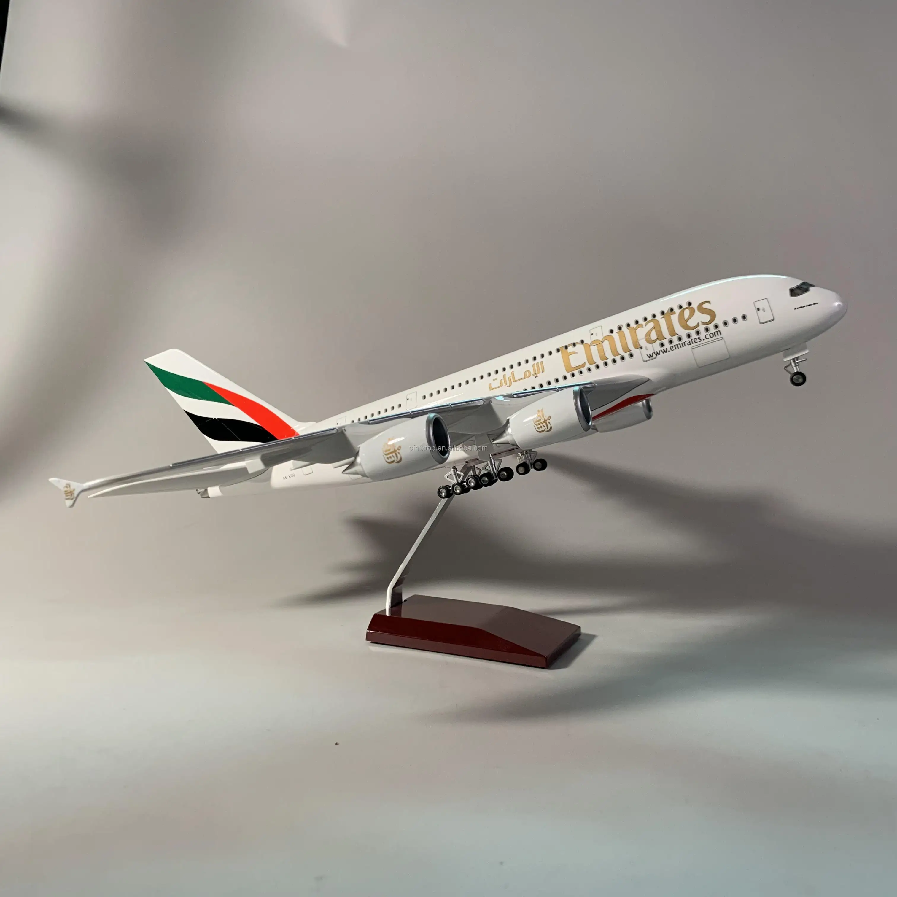 Wholesale OEM Airbus A380 Model 1/160 Scale - 46cm United Arab
