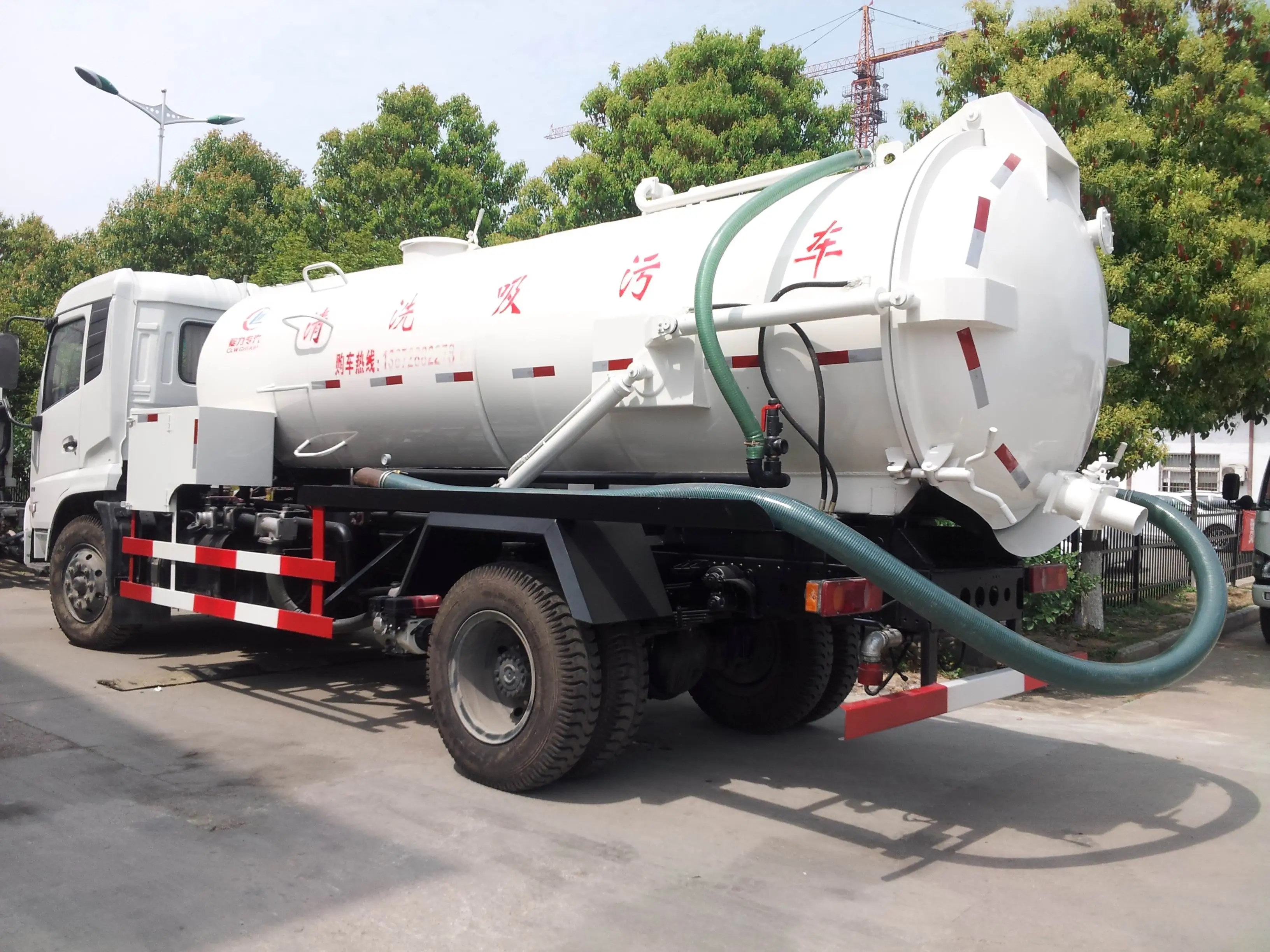 10 Cube Vacuum Sewage Suction Tanker Truck Buy Sewage Suction Truck
