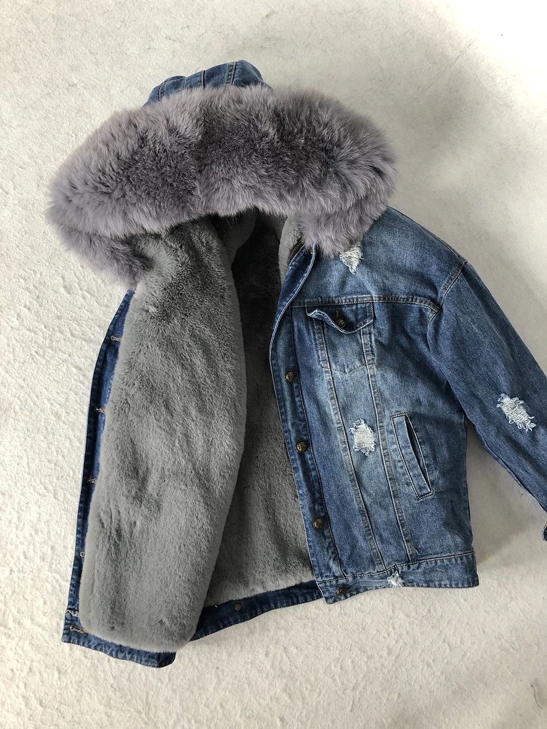 新款外套人造毛皮衬里和真正的毛皮衣领毛皮大衣冬季