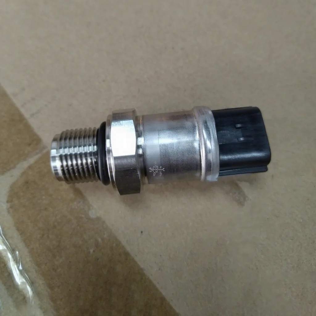 ZX120-3 High Pressure Sensor Switch KM16-S13 49MPA for Nagano Keiki