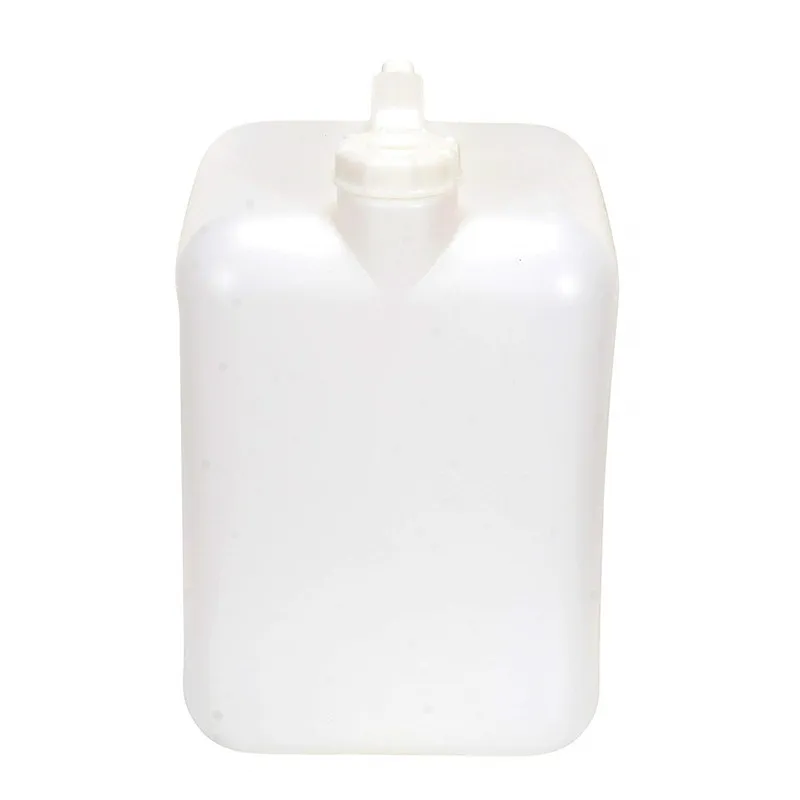 plastic jerry can12.jpg