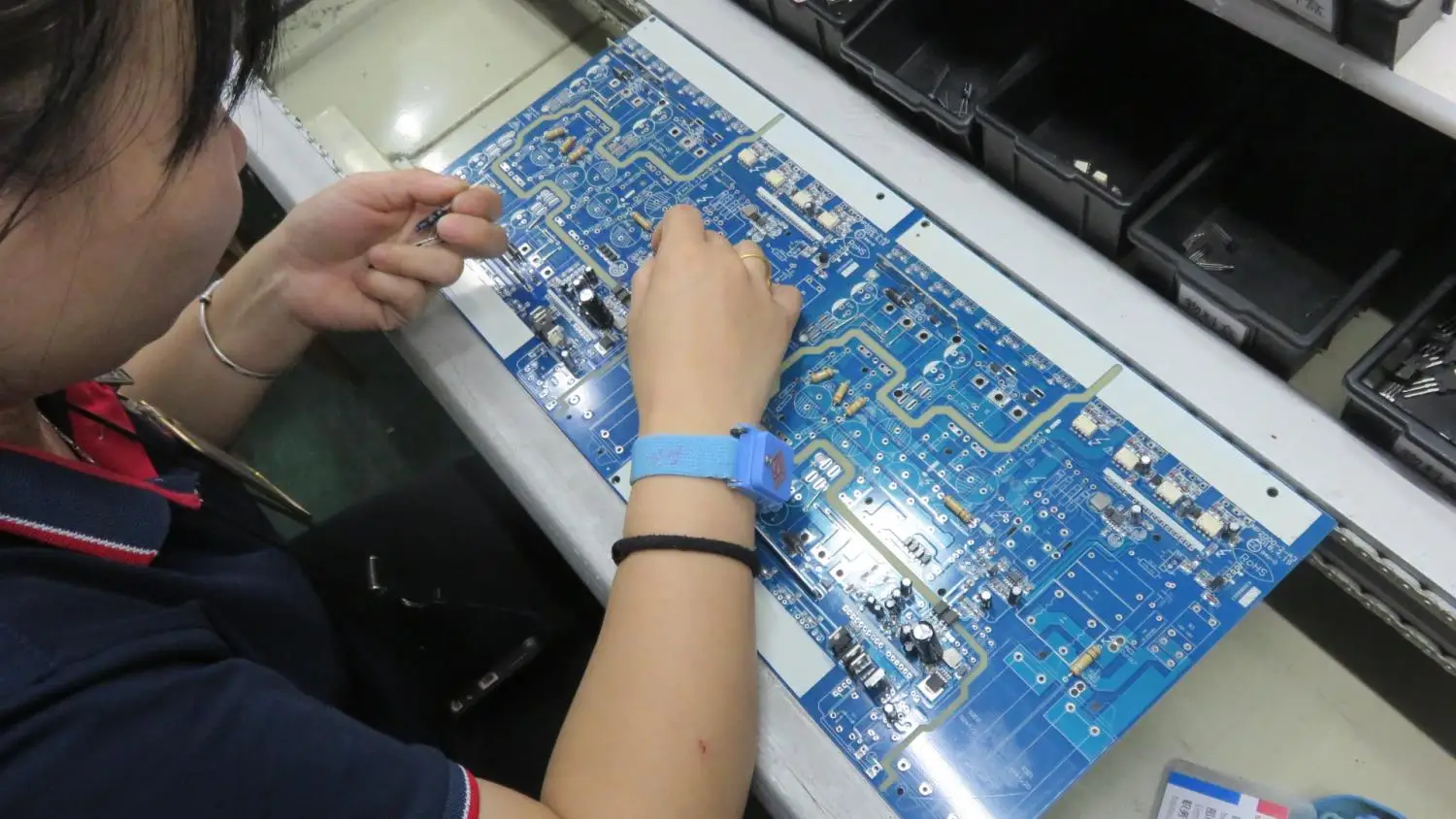 40a Mppt Charge Controller For Wind Or Solar Or Vehicle Dc/ac Power