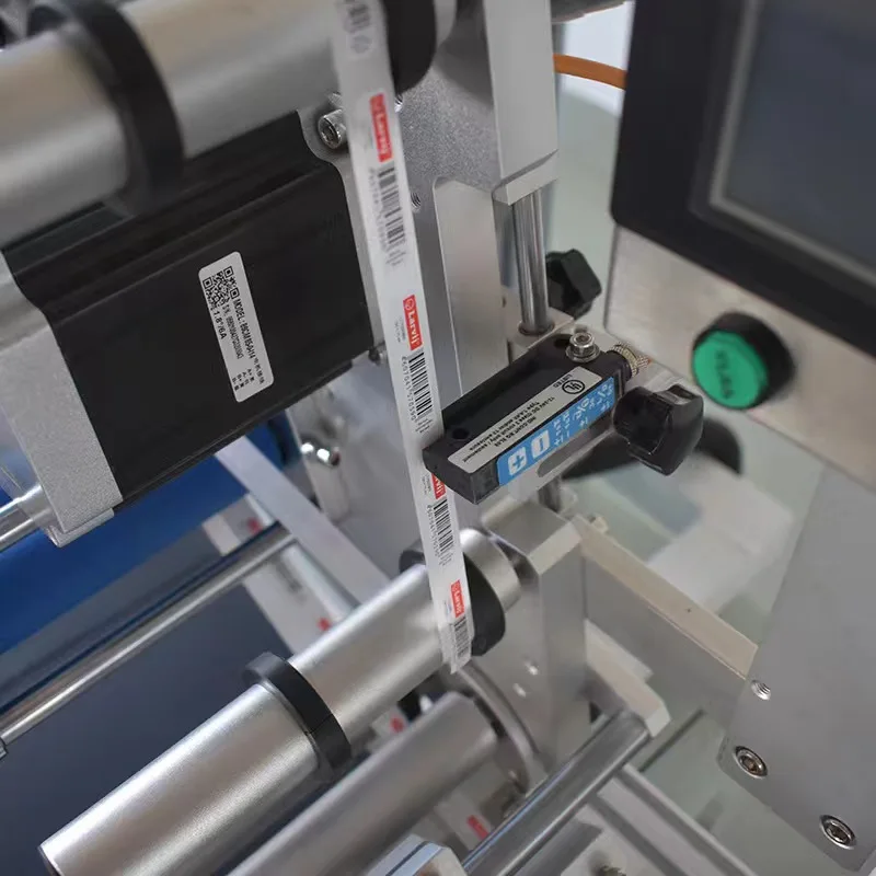 圆瓶半自动台式贴标机易操作贴标设备带定位系统