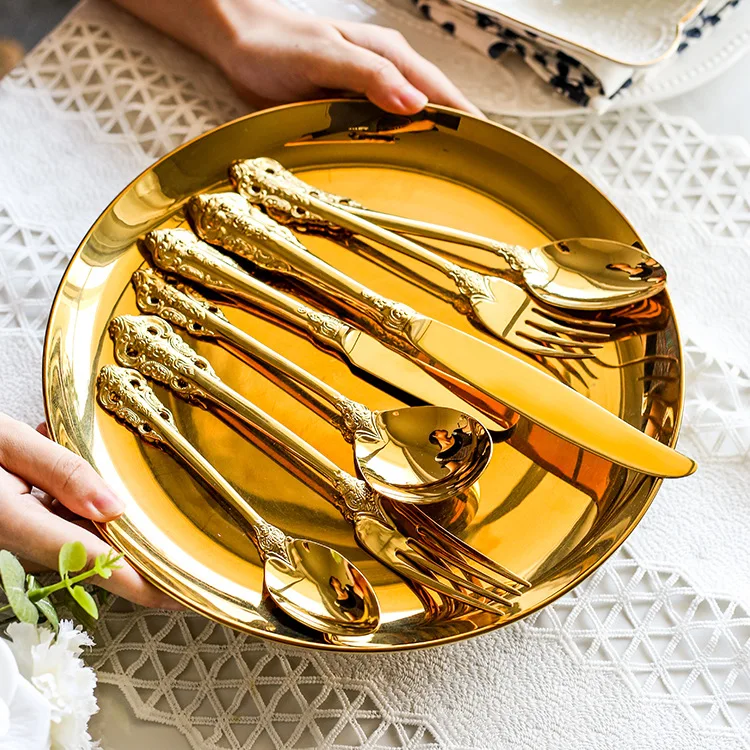 Wholesale Stainless Steel European Palace Design Gold And Silver Cutlery Set Metal Fork Knives And Spoon Gift Flatware