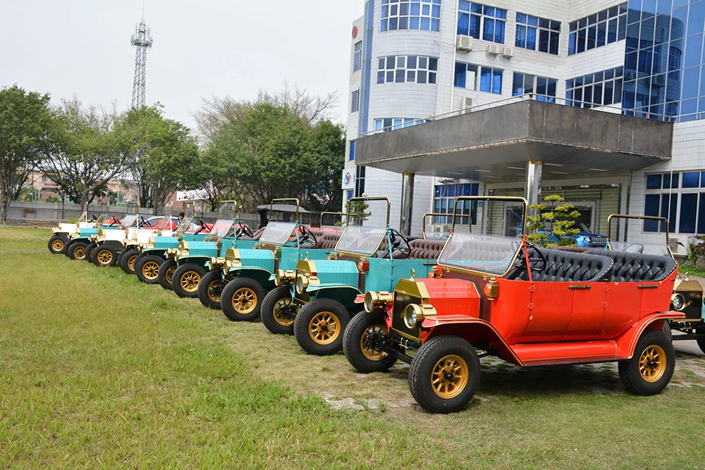 Rariro 6-8 Seater Electric Buggy Customizable Vintage Club Car with 48V Battery 5KW Motor for Golf Course