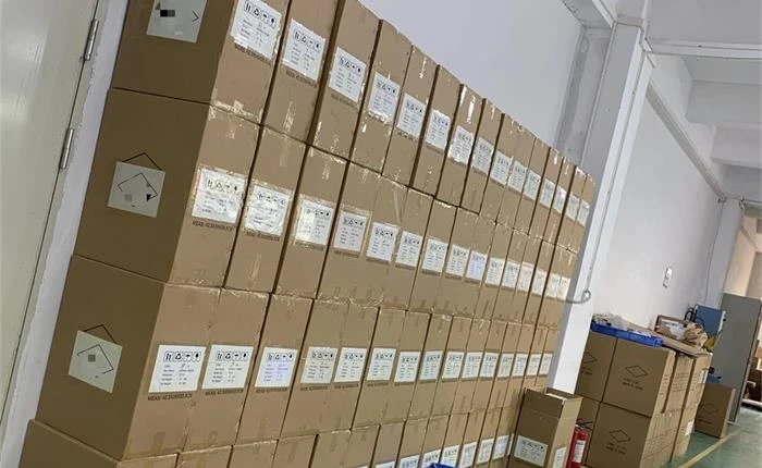 2022 New Product Alarm Clock With Mirror Digital Clock USB Charging Mini Portable Bluetooth Speaker