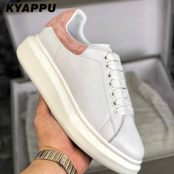 white leather shoes02.jpg