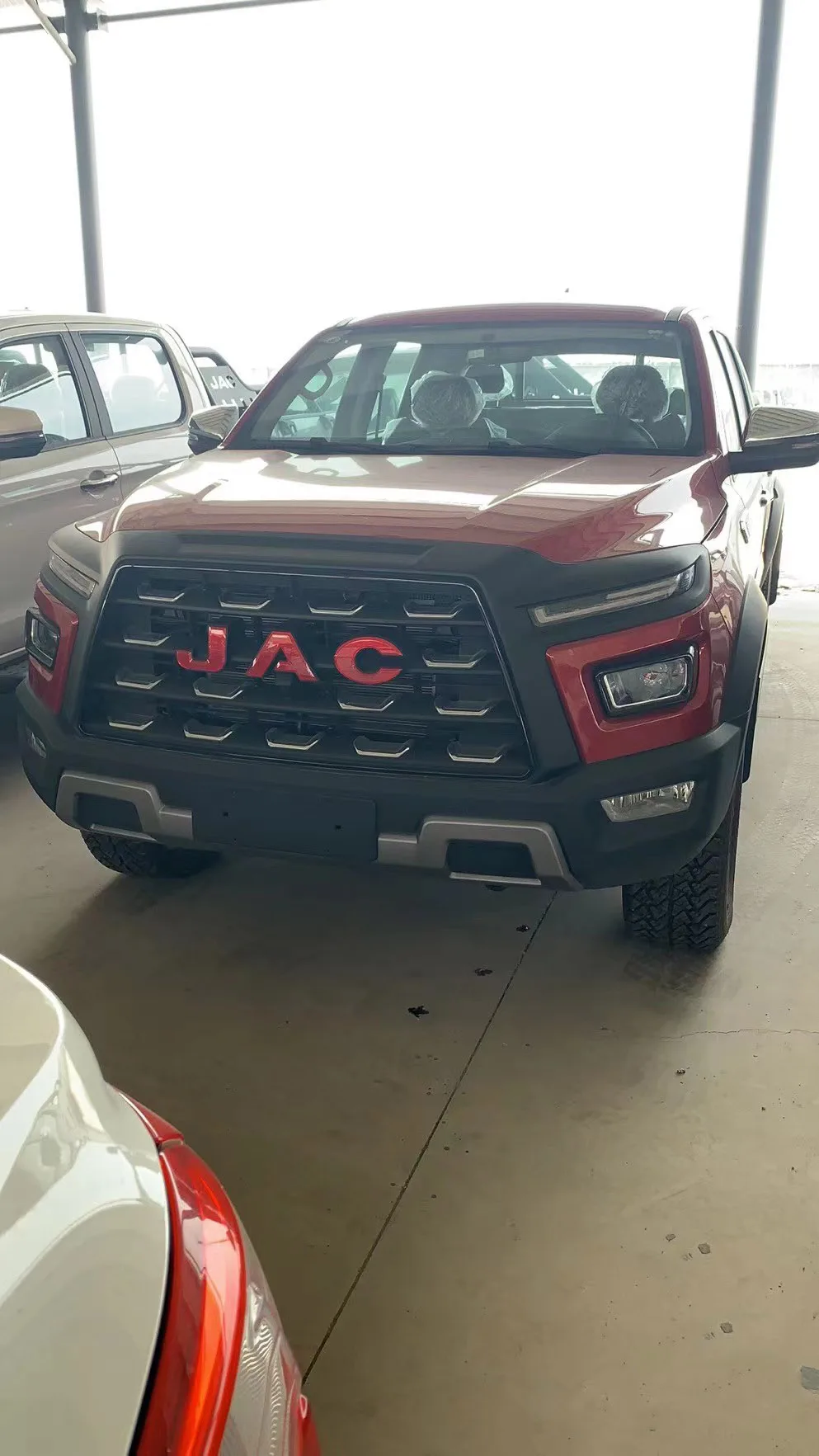 Jac T9 Left Hand Pickup Truck 4x4 With Double Cabin Pickup For Sale 1