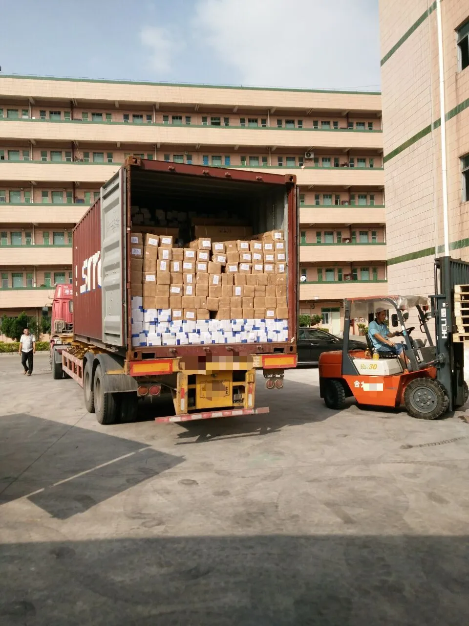 ESD MAT in container 3.jpg