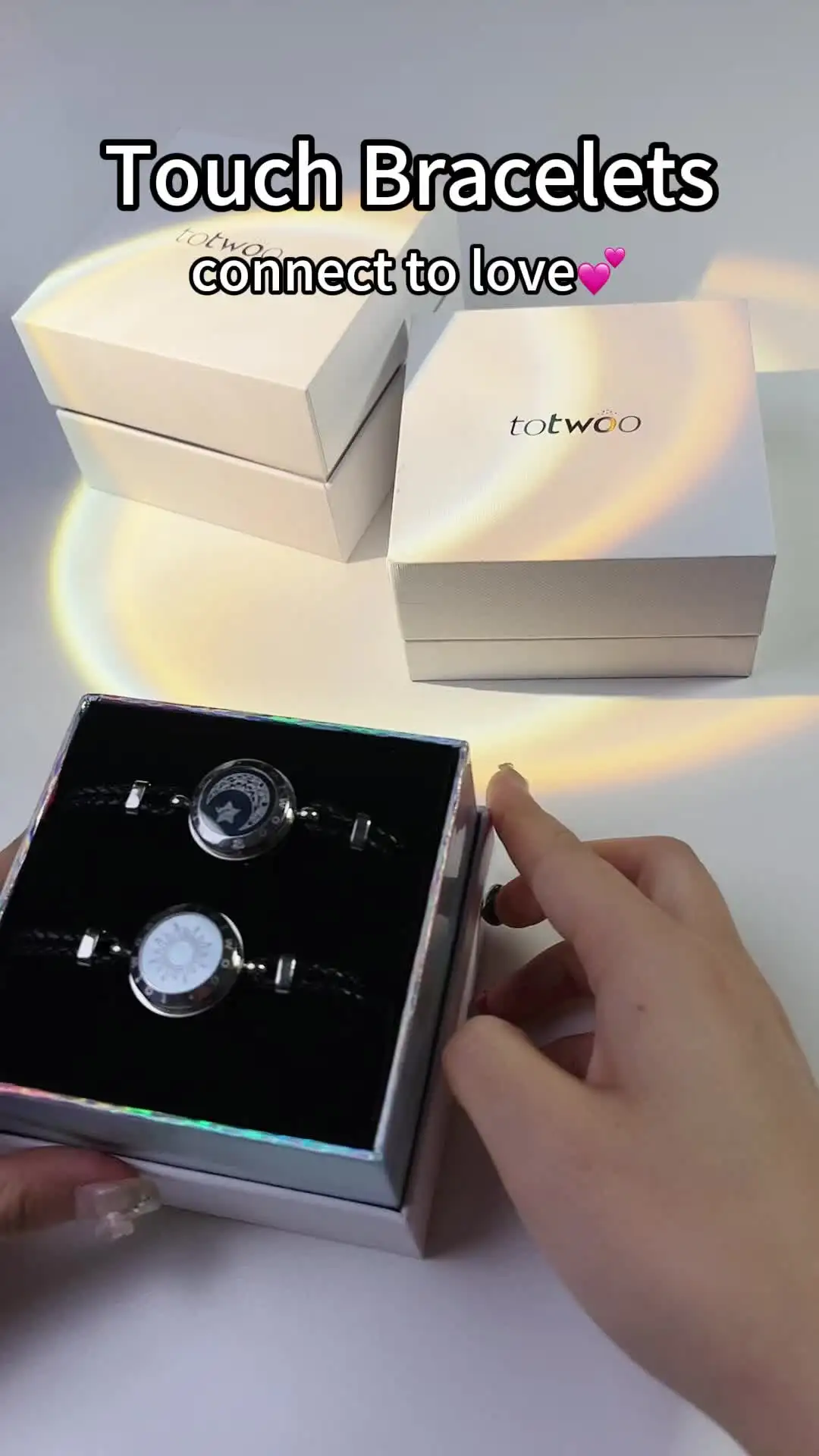 Totwoo Smart Couple Bracelets for Long Distance Relationships OEM