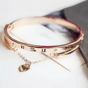 famous gold bracelet