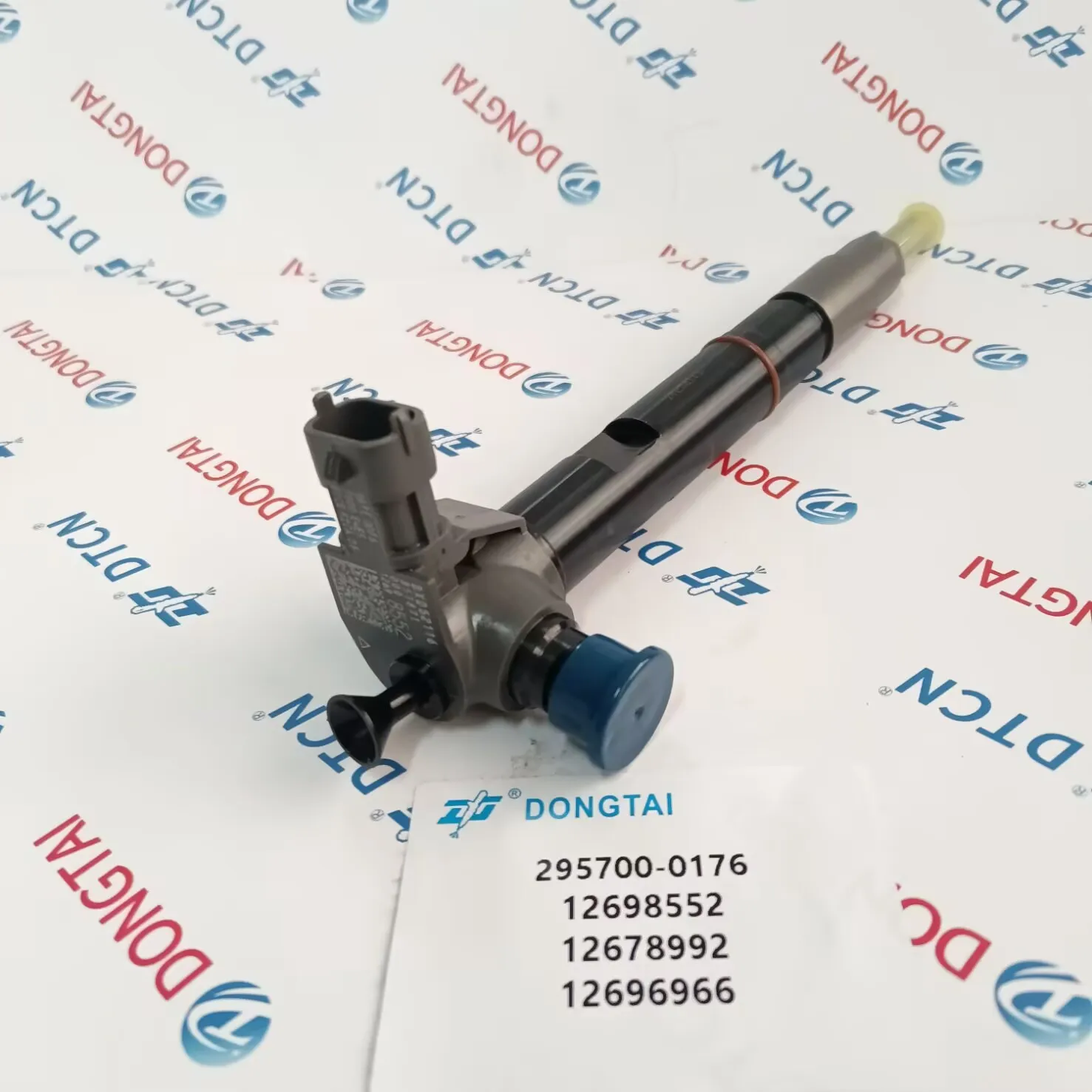 High Quality Diesel Fuel Common Rail Injector 295700-0176 12698552 ...