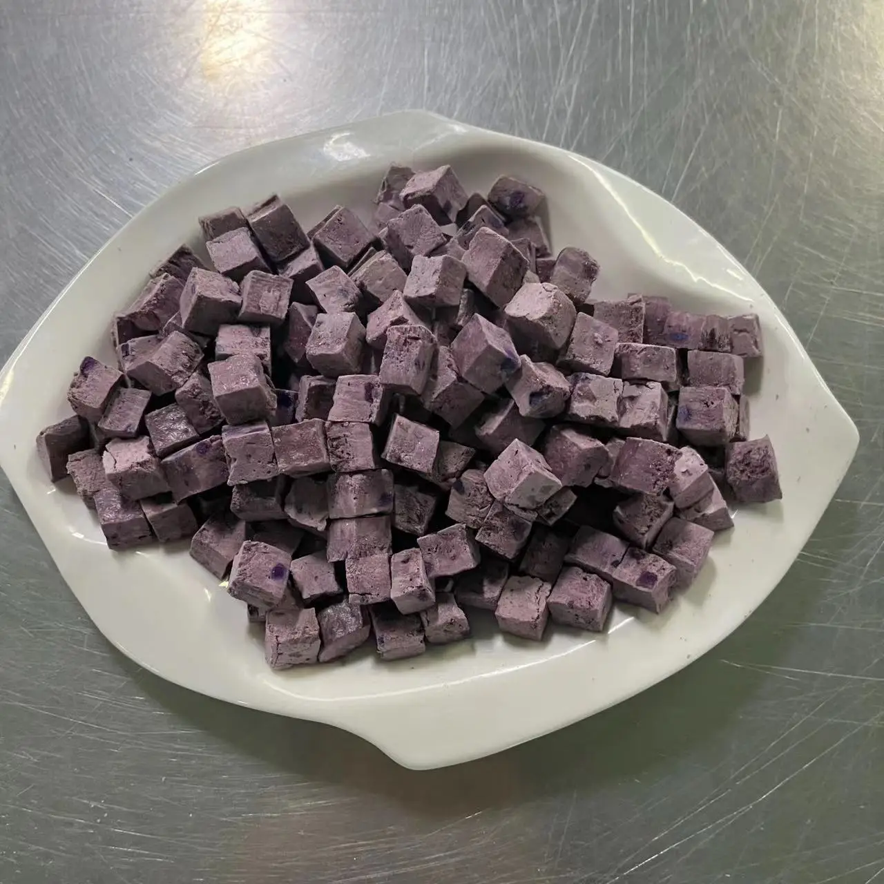 Freeze Dried Chicken Purple Sweet Potato Granules Cat & Dog Snacks Shandong Rizhao supplier