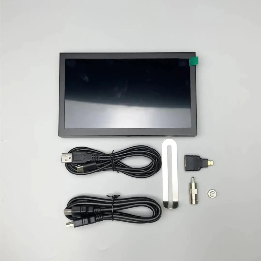 EM713 7インチポータブルLCDモニター 1024x600 IPS, VGA/AV/HD入力