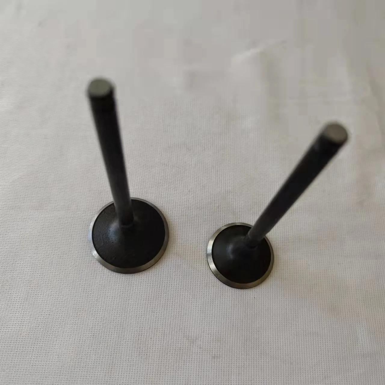 Intake And Exhaust Valves For Toyota 1zzfe 1zz Engine 1371522030