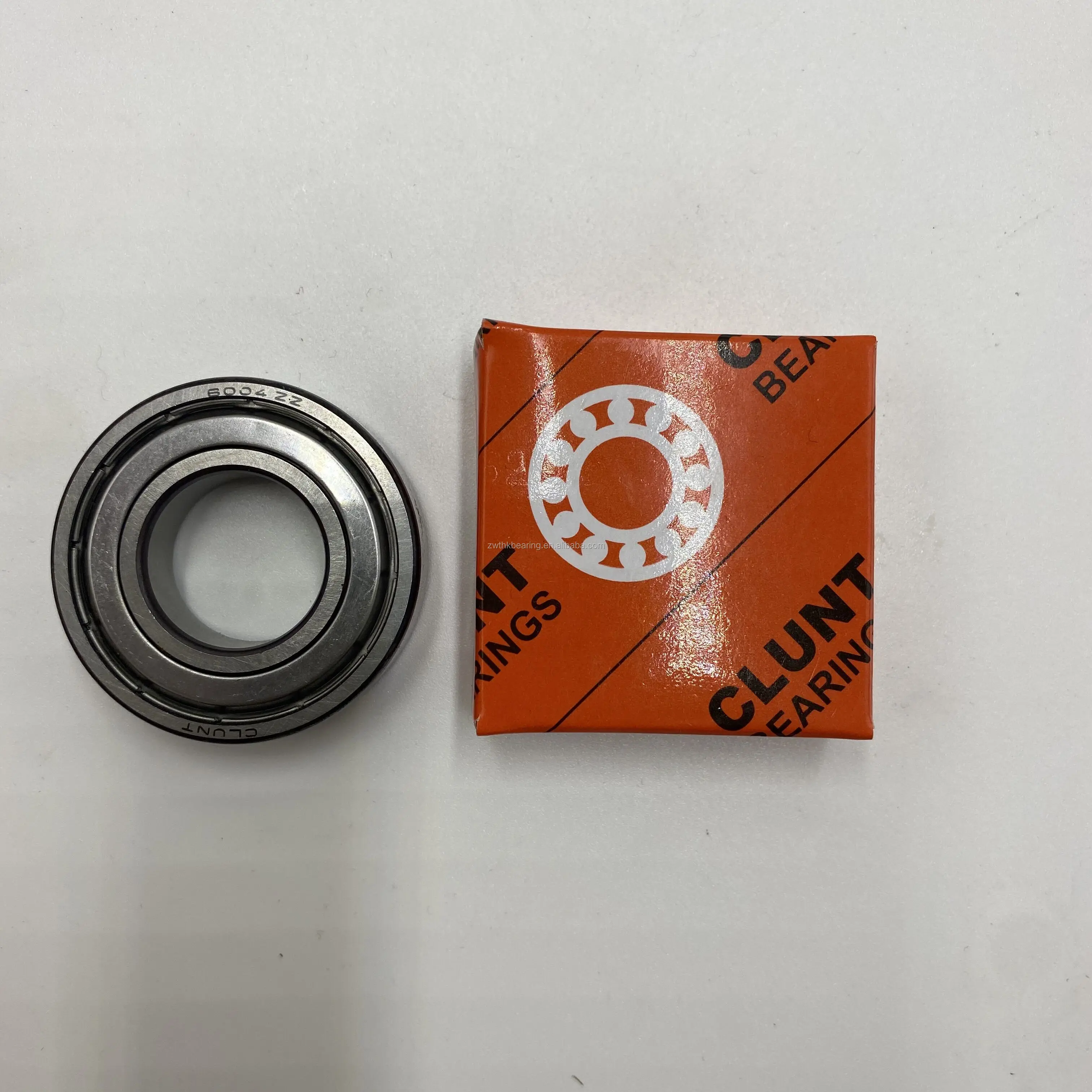 Japan High Speed 6202 6202-2Z Bearing 15*35*11mm Bearing 6202-2RS