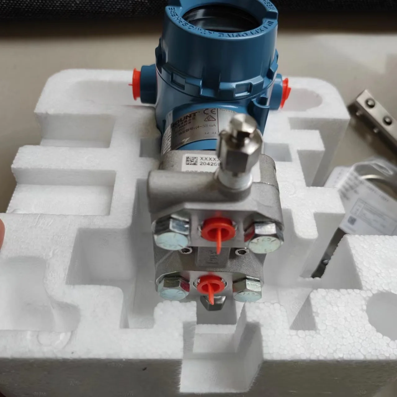 Emerson Rosemounter 2051tg Gauge Pressure Transmitter With Accuracy 0.