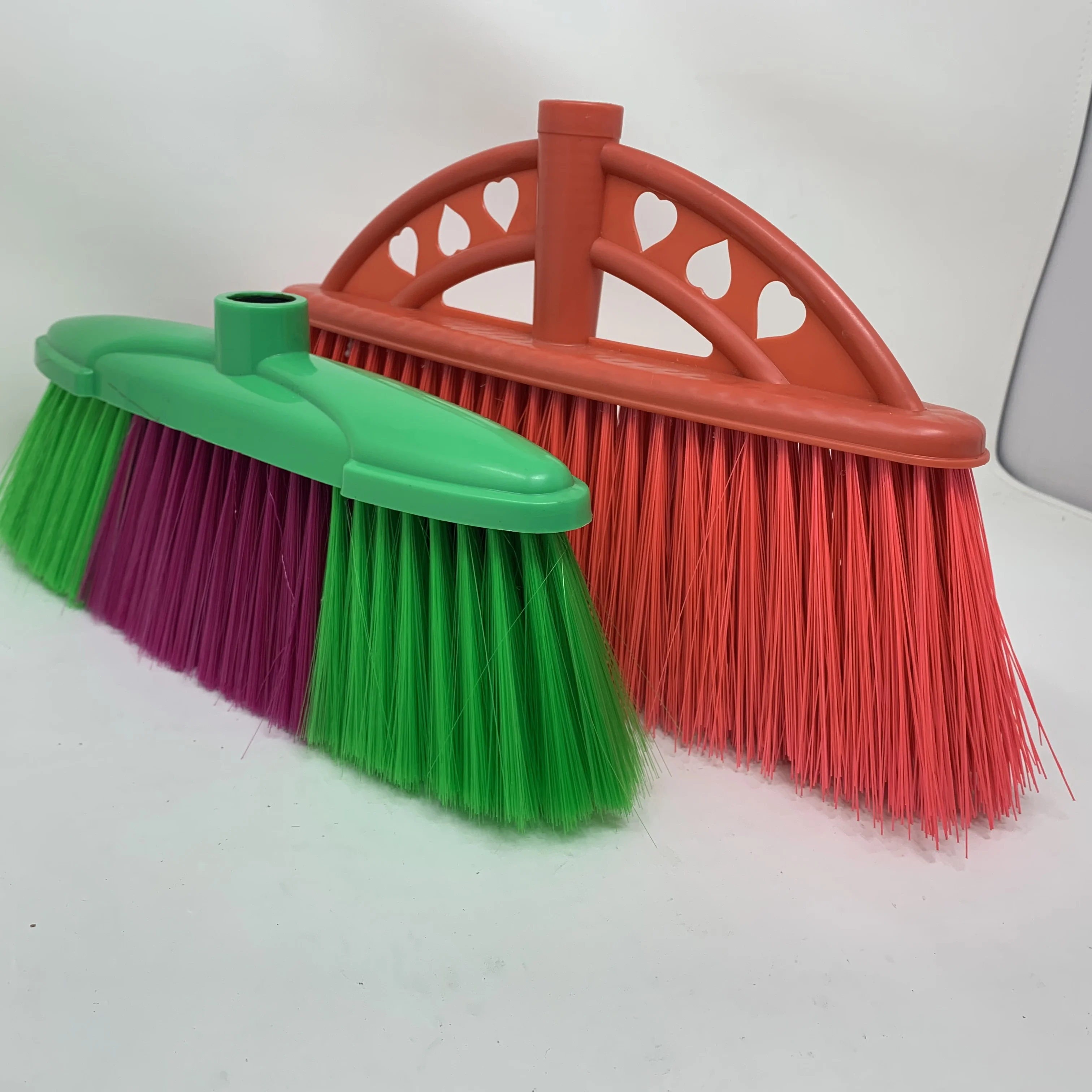 清洁扫帚软聚酯猪鬃塑料扫帚头 - buy 扫把头,清洁塑料扫把头,软毛