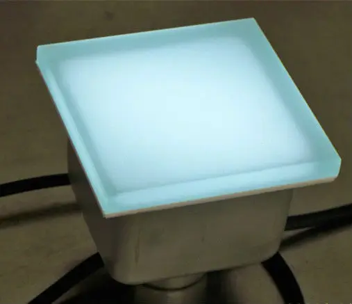 LED INGROUND LIGHT.JPG