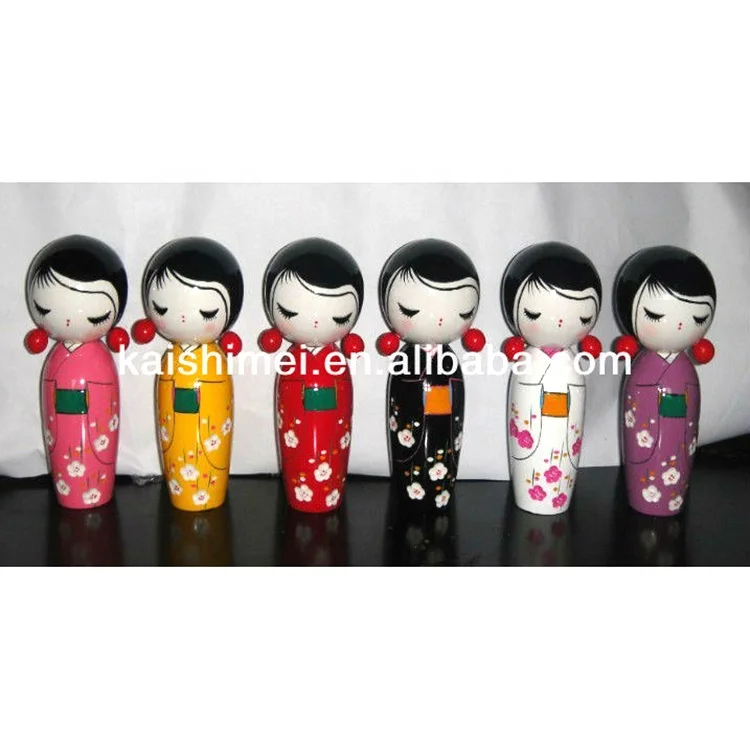 japanese nesting dolls kokeshi