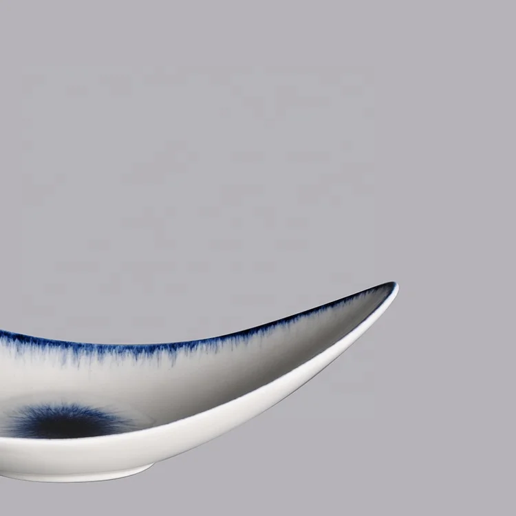 Leaf Boat Plate