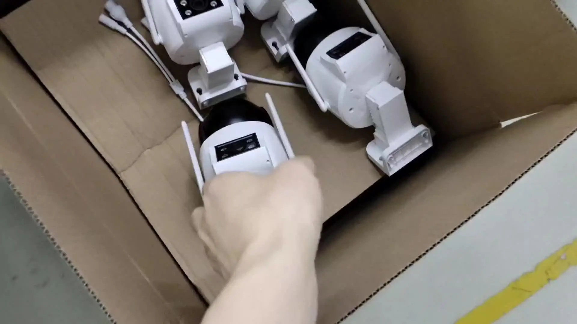 Srihome SH048 Dual-Lens Wifi Outdoor Camera - 2MP, Night Vision