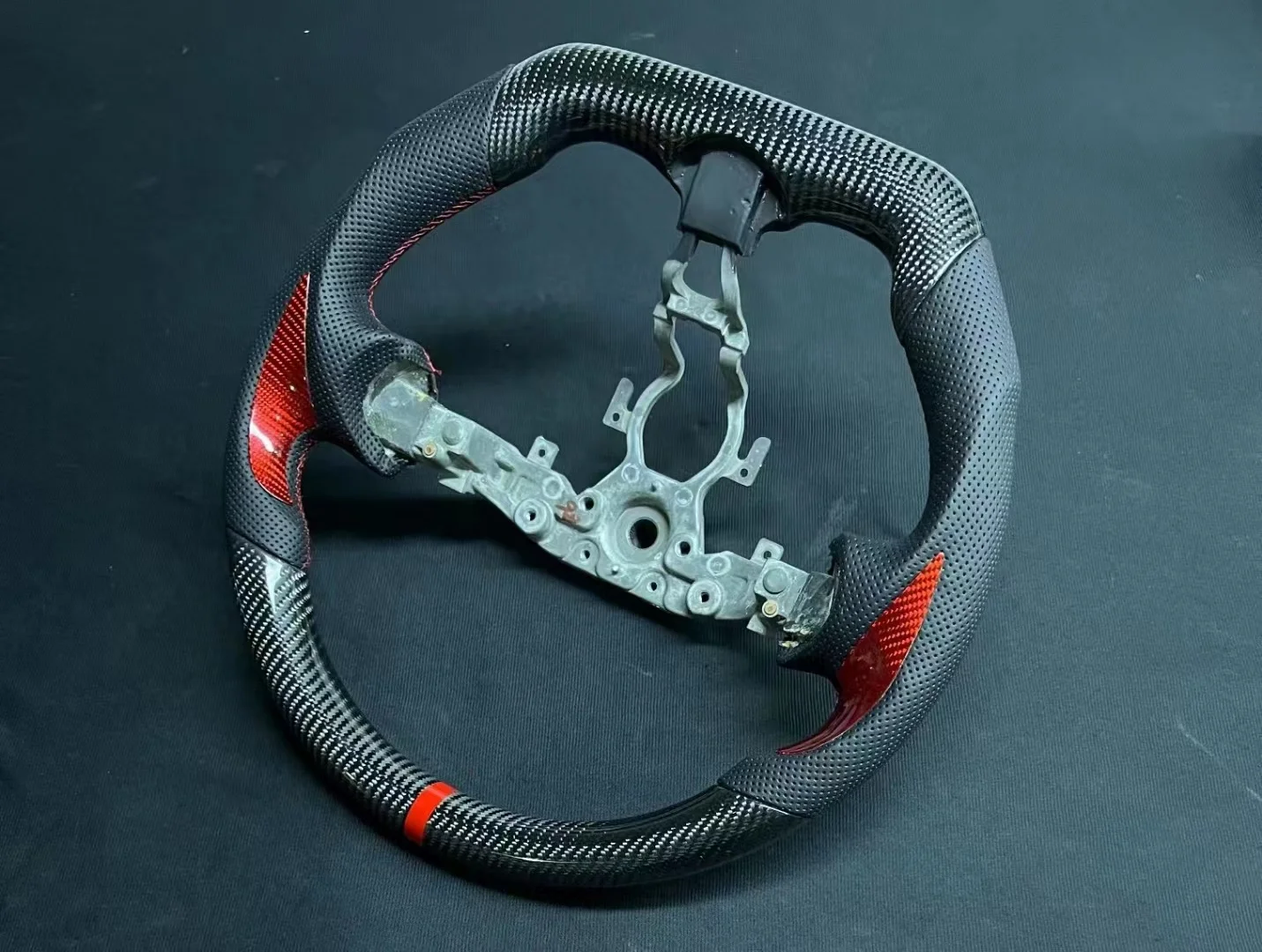 Customized Carbon Fiber Steering Wheel Suitable For G25 G37 G35 Ex25