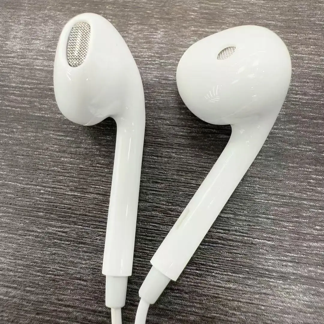 Kin Headphones Guide: How to Choose the Right Model