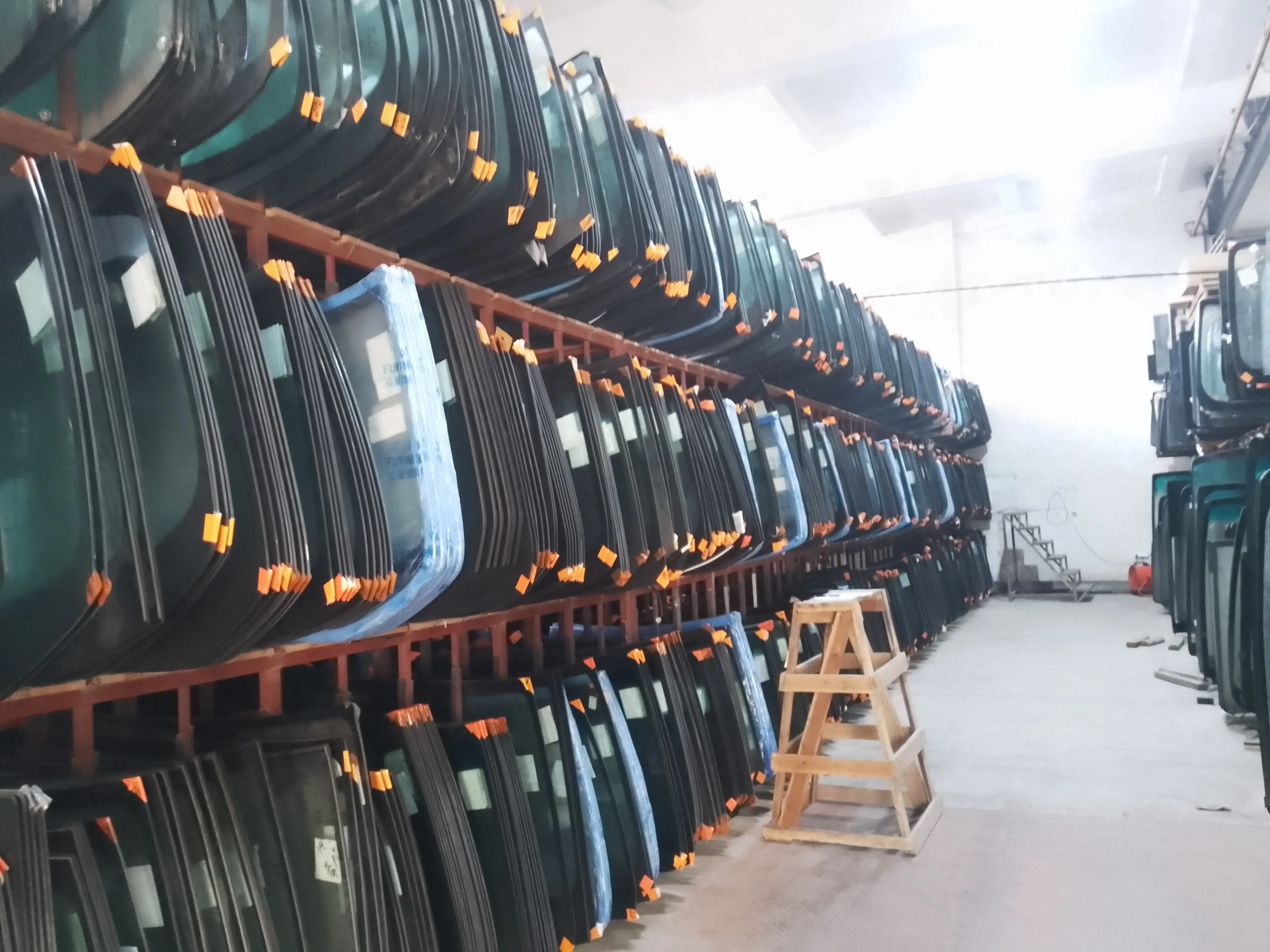 Fuyao Glass Mercedes Benz W164 Laminated Front Windshield Auto Glass For Mercedes Benz Car