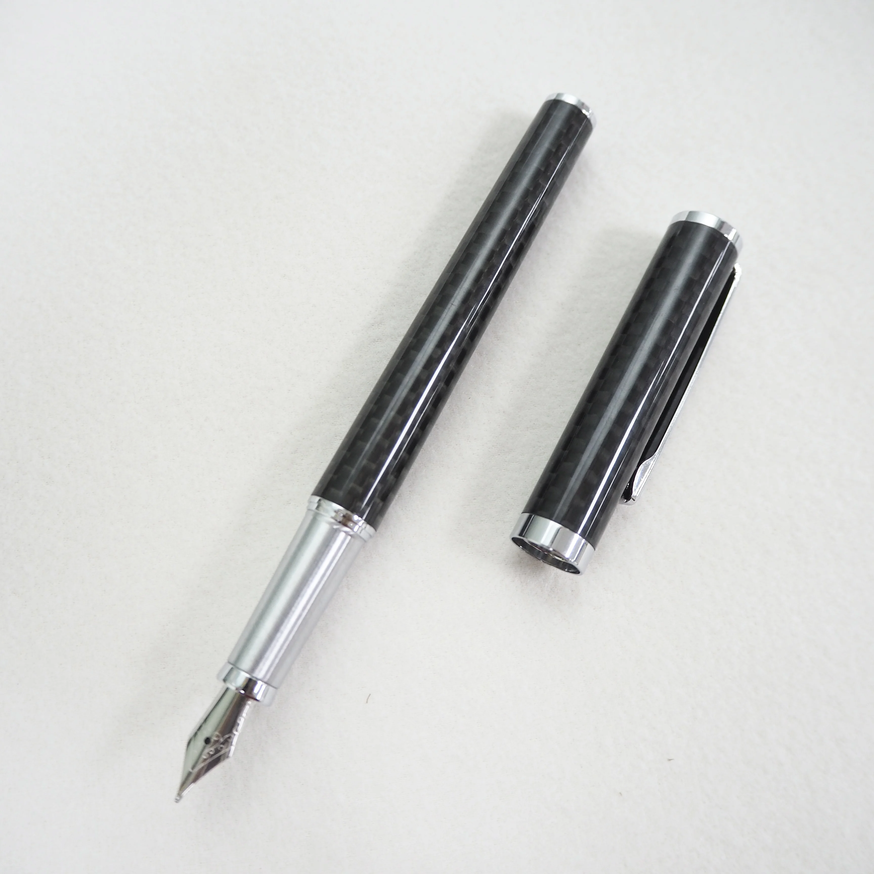 Luxury Real Carbon Fiber Fountain Pen With Customized Logo Service