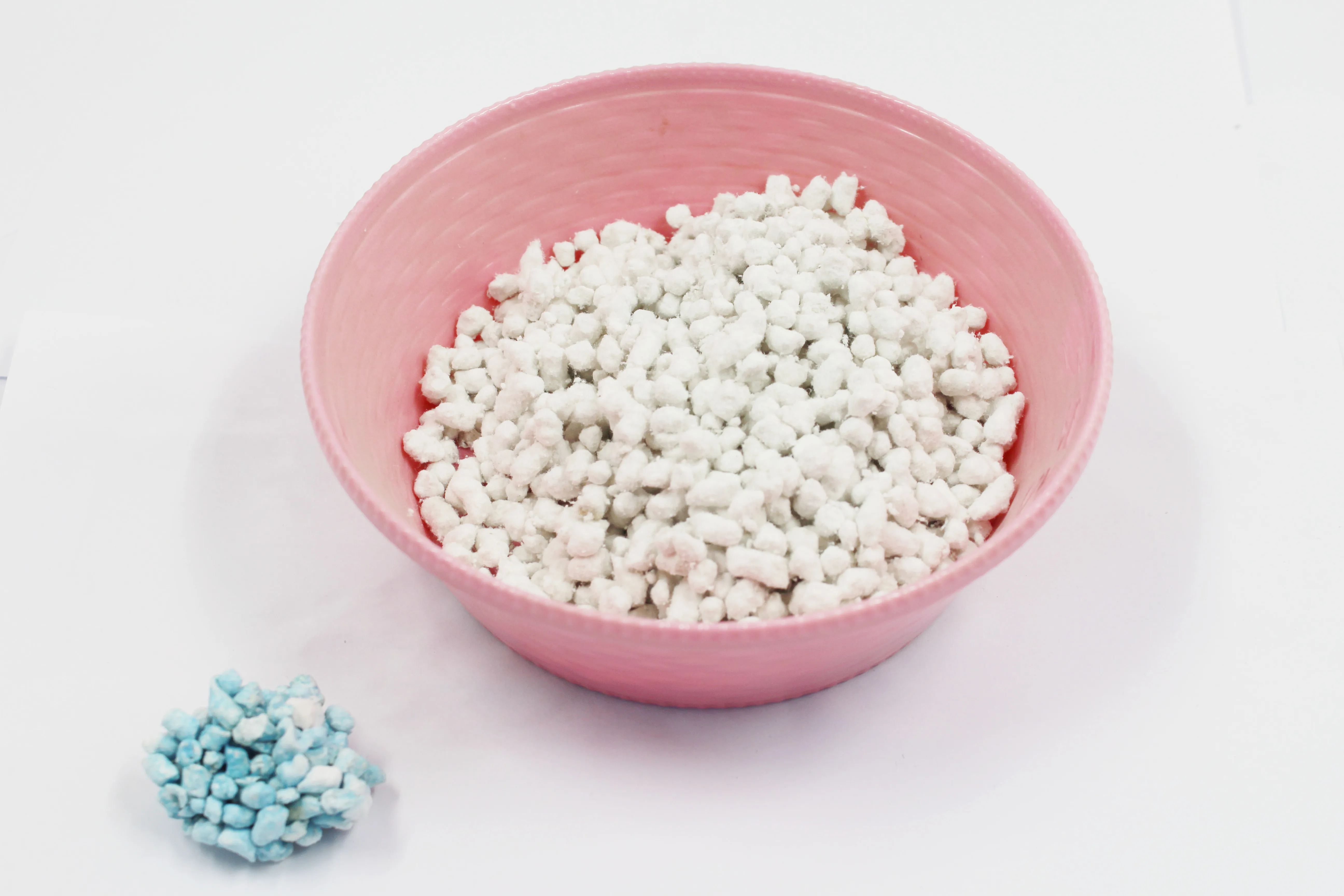 2022 Easy Scoop Cat Litter Turns Blue In Water Recycled Paper Toilet Buy Environmental