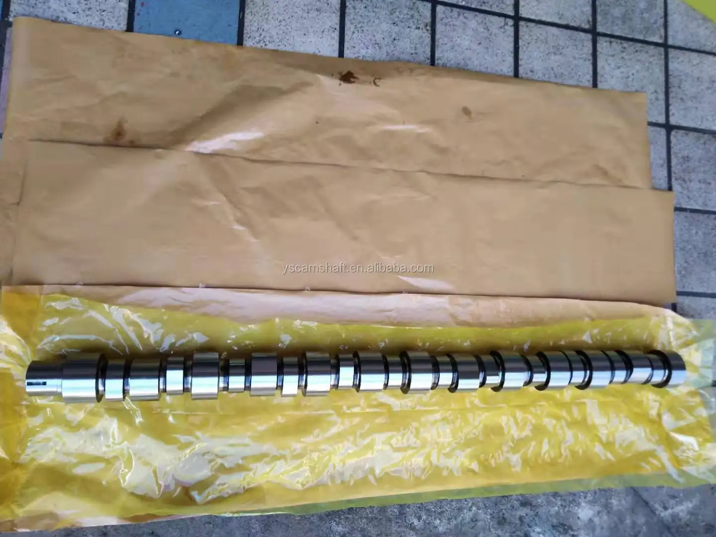 Cummins K19 4076767 (2).jpg