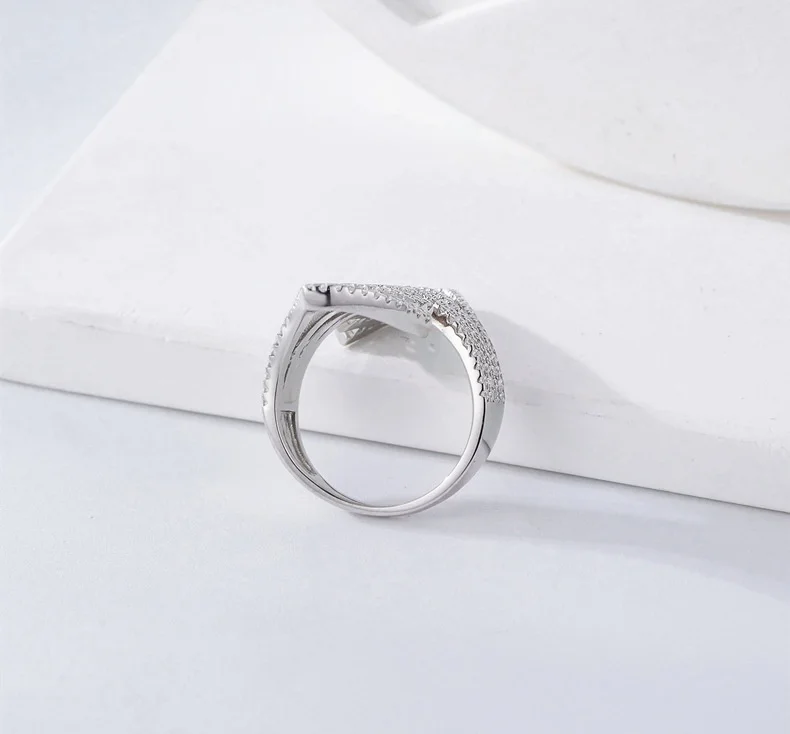 Original Female S925 Silver Ring Fine Jewelry with Lab Diamond Inlay Fan-Shape Design Rhodium Plated