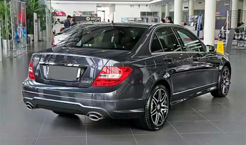 Car Rear Lip Muffler Exhaust Pipes For Benz C Series C300 With Heatproof Cover