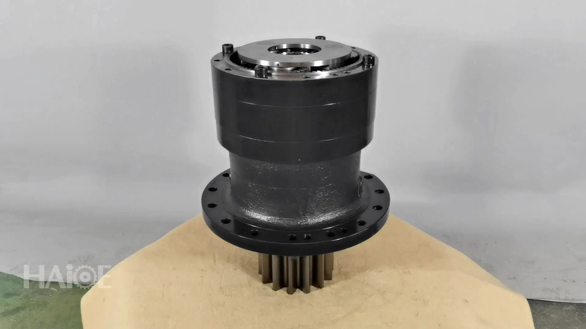 Hitachi EX750-5 EX800H-5 Swing Gearbox - Reliable Performance