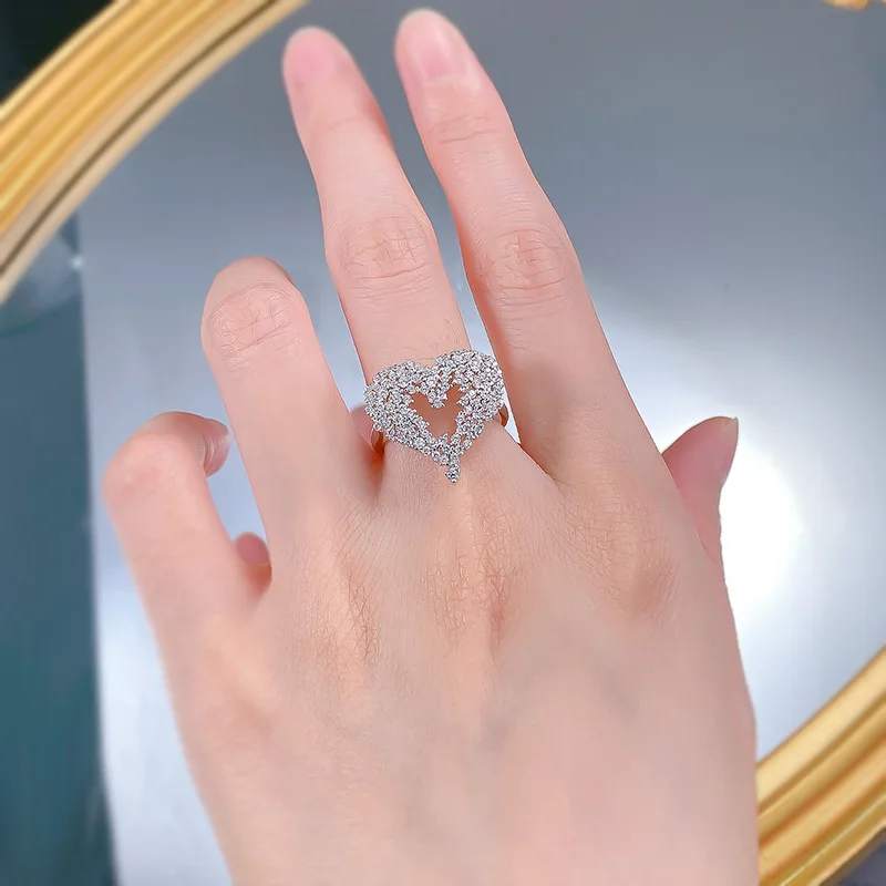 New S925 Silver Full Diamond Ring European American Style Classic Commuter Ring Lab Diamond Main Bright Love Shape
