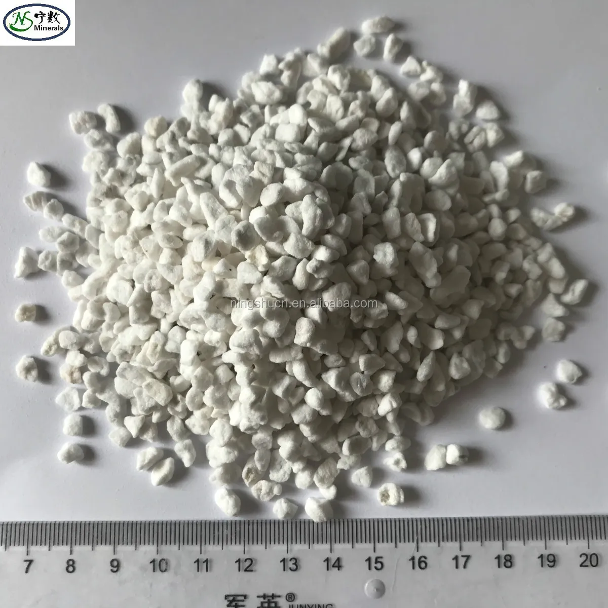 4-8mm Perlite White.jpg