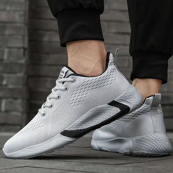 man sport shoe (2).jpg