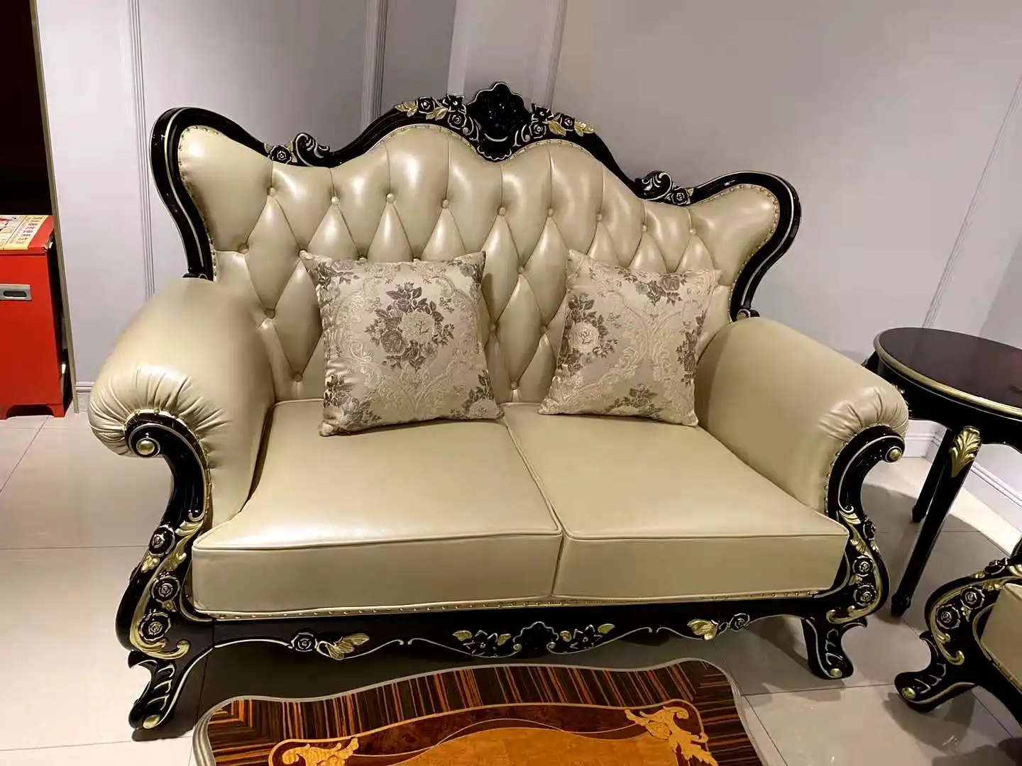 European classical antique furniture solid wood royal livingroom sofa set