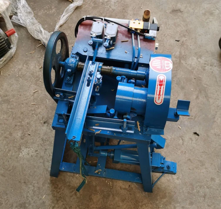 Traditional Round Wood Rod Thread Material Processing Tool Broom Bar