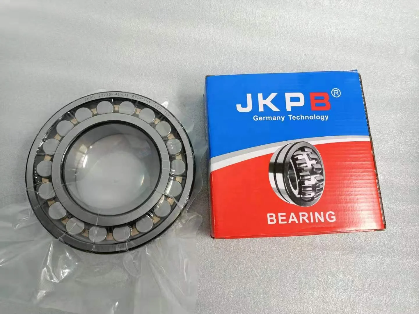 Fast Delivery 22205 22206 22207 22208 22209 22219 22309 22319ca Cc/w33