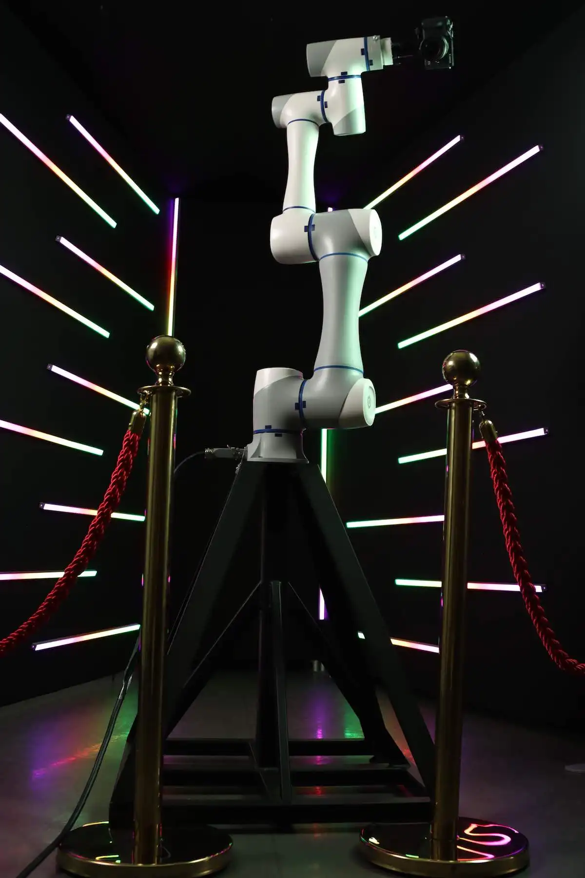 Photographic Machine Automated Magic Glambot Robotic Arm Camera Glambot ...