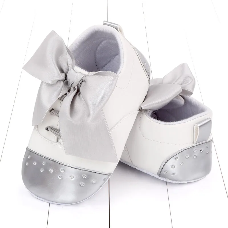 Beautiful Bow Design Baby Dress Shoes Soft Sole Baby Shoes for Baby Girls supplier