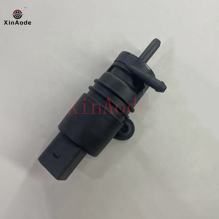 221 869 01 21 W204 W205 C200 M271 Windshield Washer Pump For Mercedes