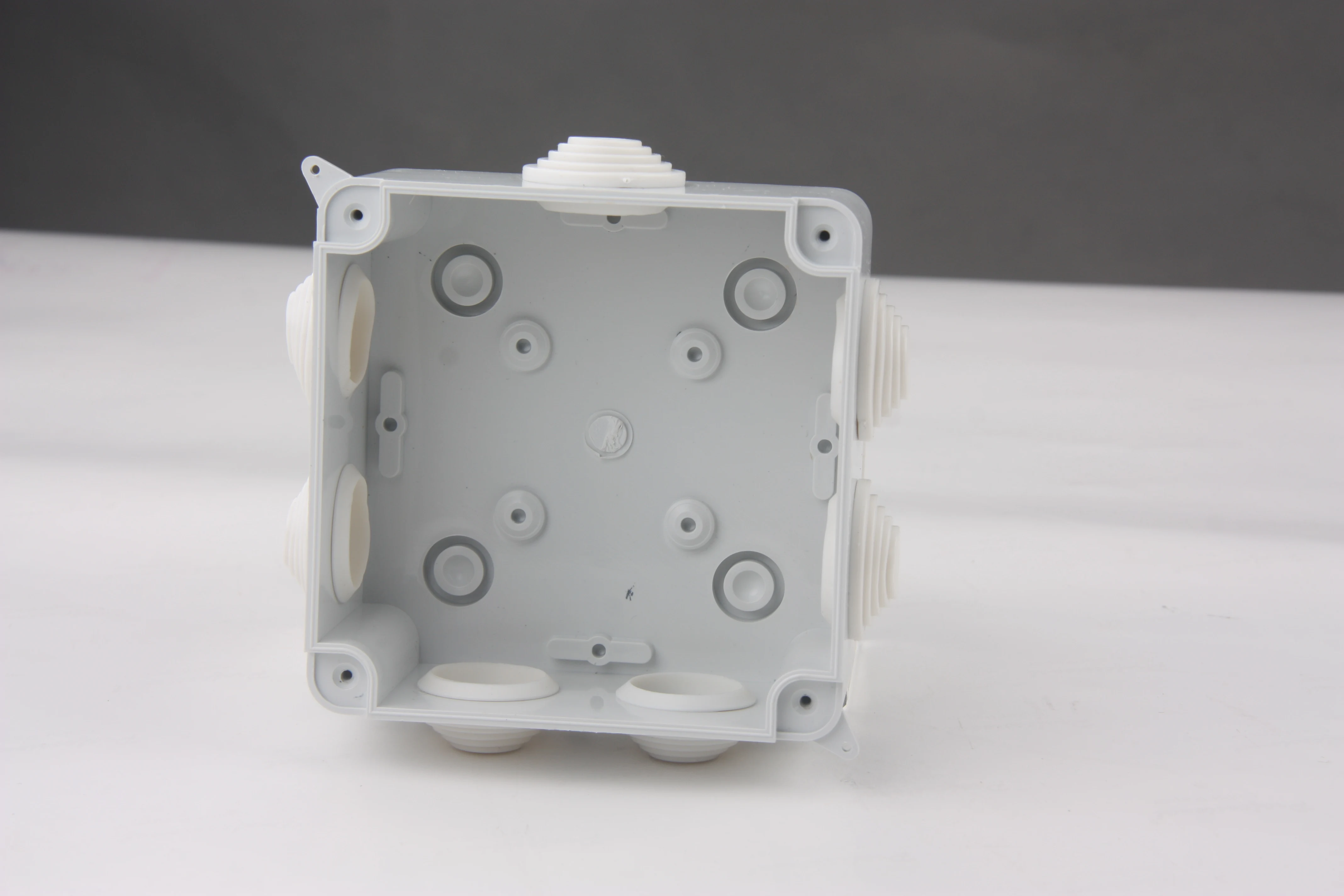 SQUARE JUNCTION BOX 4×4 | Tech Pal CCTV