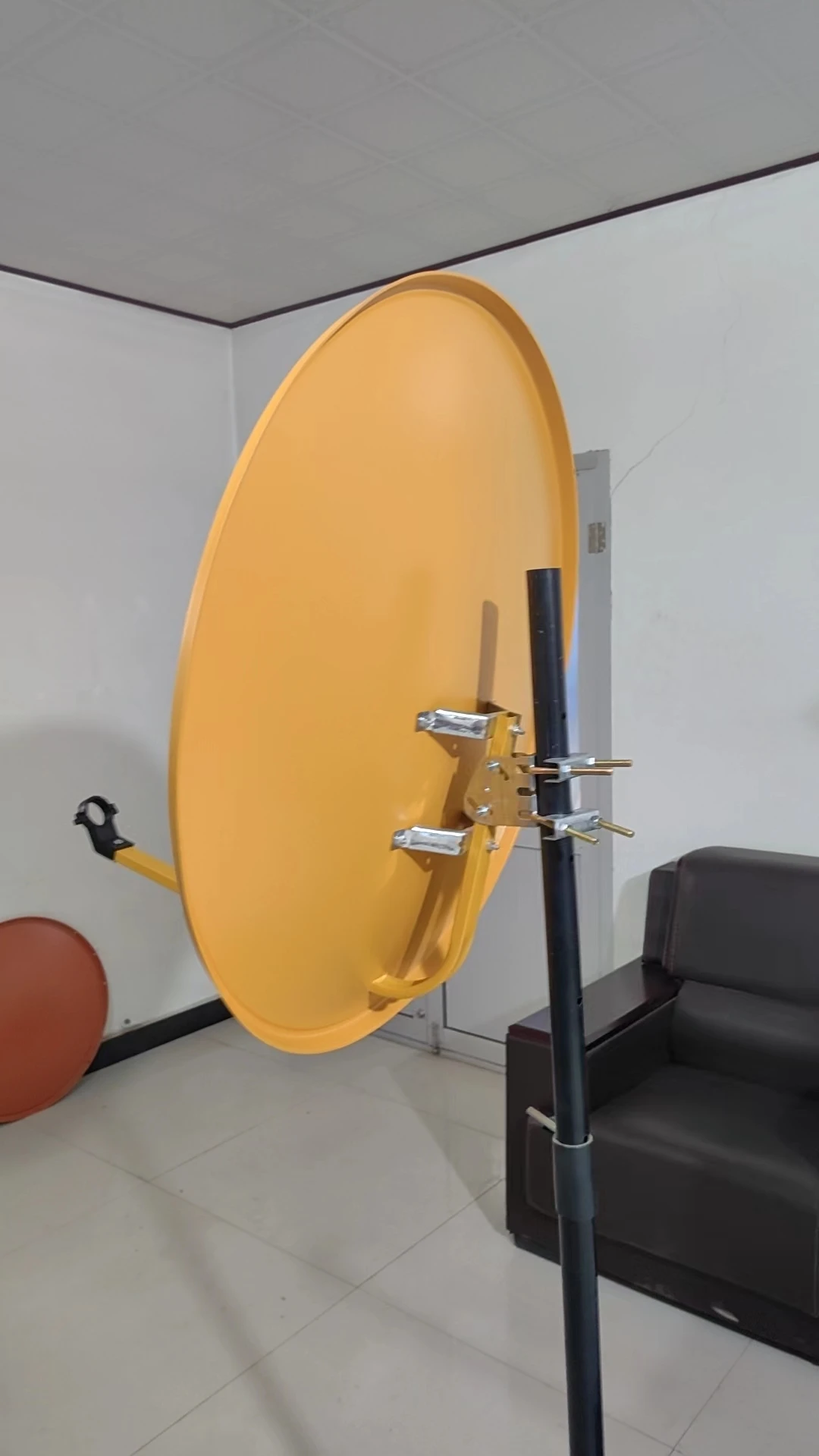Highfly Satellite Tv System Ku Band 60*65cm Antenna Satellite Dish