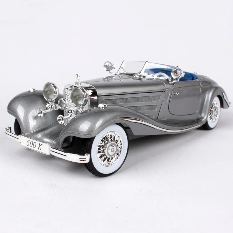High Quality Diecast Scale 1/18 Special Roadster Model Vintage Toy