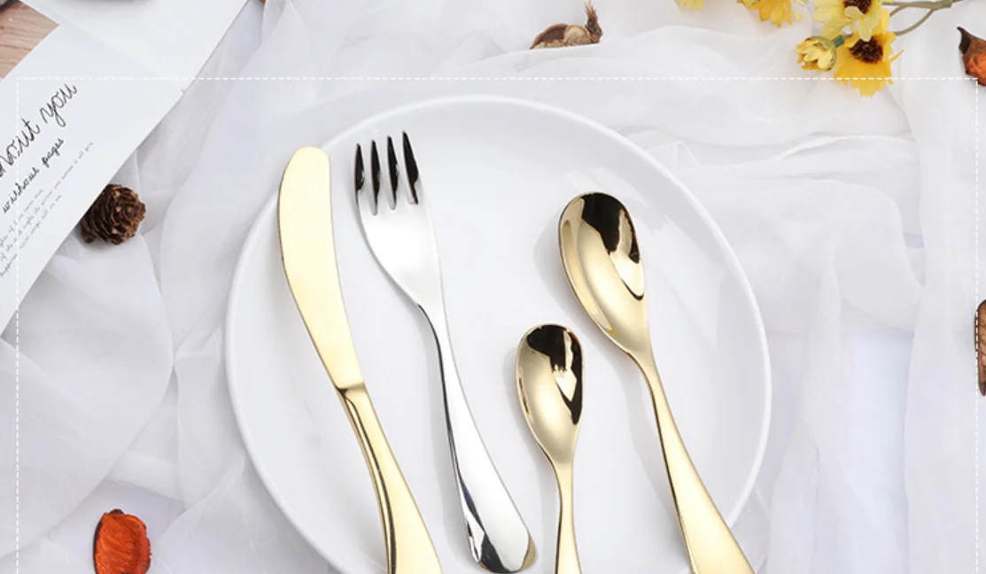 Infanoj neoksidebla ŝtala forko tranĉilo kulero deserto kulero arĝento kaj oraj tranĉaĵoj aro neoksidebla ŝtala ora tuko 11