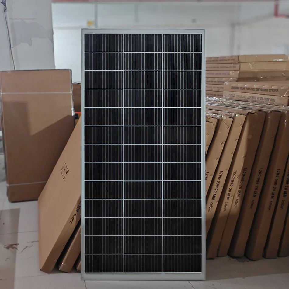 Thermal image comparison showing surface temperature difference between rigid and flexible 190W panels under identical sunlight