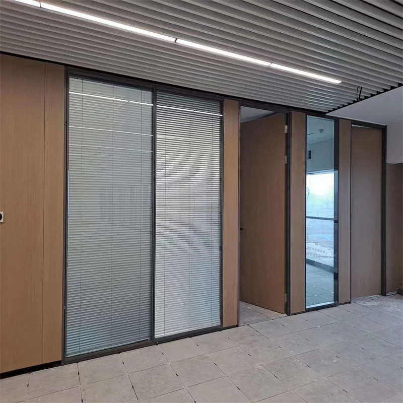 Double Glass Partition with 108mm Aluminum Frame Steel Keel & Built-In Louvers - Luxury Retail Boutique Use details